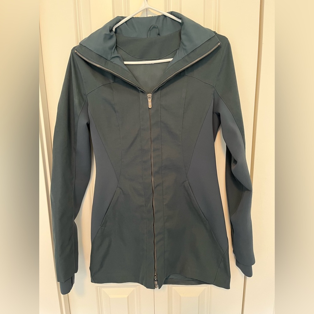 Lululemon Like A Glove Jacket sz 4